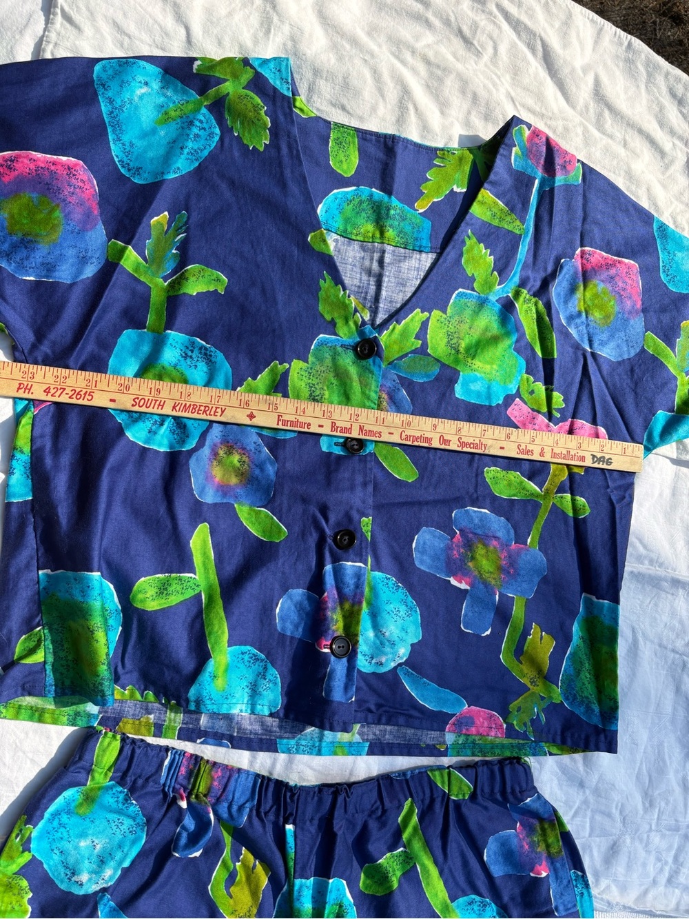 Two-Piece Handmade Lounge Set - Picture 10 of 11